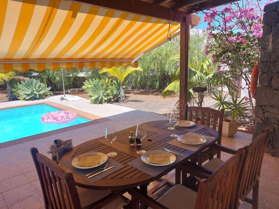 Villa Chloe Playa Blanca  Ngoại thất bức ảnh